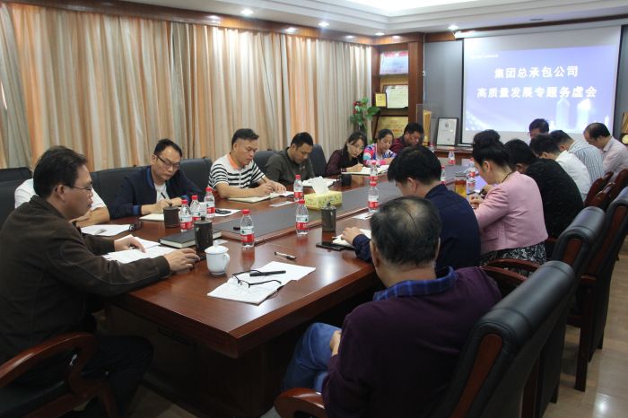 12.13聚会现场。。。。。。。。冯学萍 摄.jpg