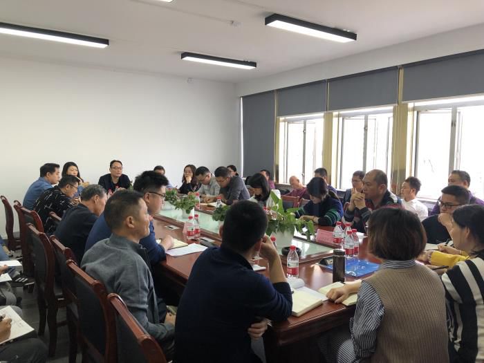 4.1聚会现场。。。。。杨德辉 摄700.jpg