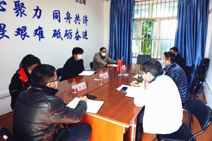 2聚会现场。。。。。。。。谢微旋 摄700.jpg