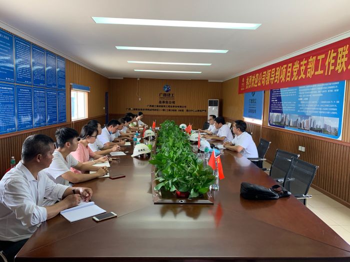 党课现场。。。。。。蔡怡灵 摄.jpg