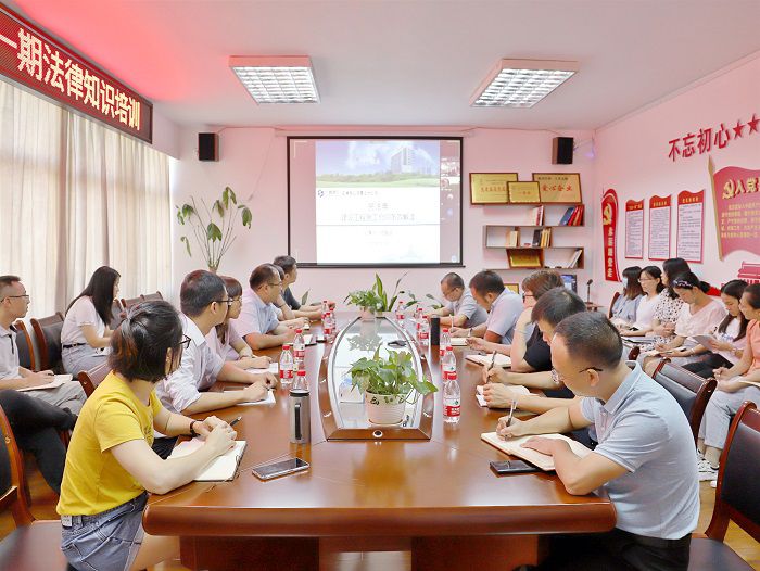 培训现场。。。。。。杨钰 摄.jpg