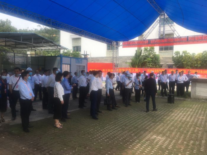 52视察现场。。。。。。。。刘彩凤 摄.jpg