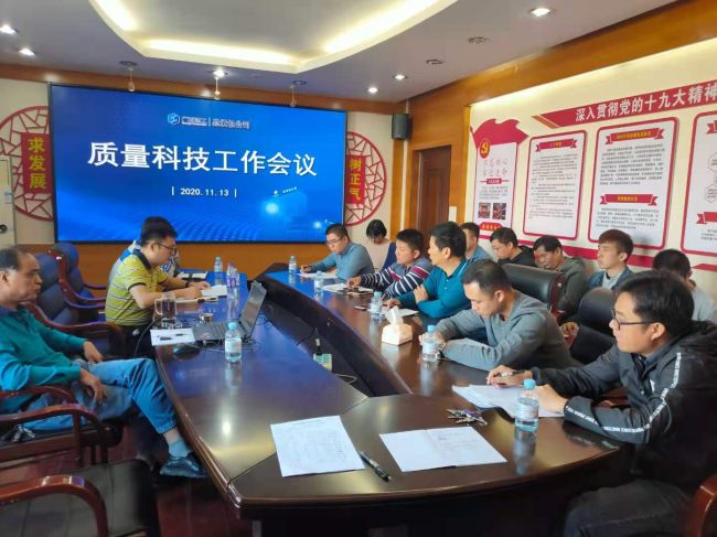 12聚会现场。。。。。。。张凤英 摄.jpg
