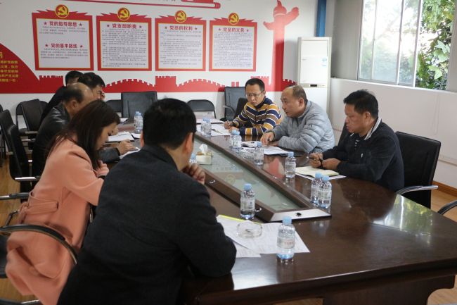 聚会现场。。。。。张钊林 摄.jpg