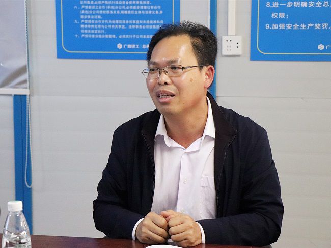 陈祖训揭晓讲话。。。。。。。（修图）周煜川摄.jpg