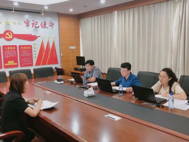 第一组答辩现场。。。。。。。谭龙 摄.jpg