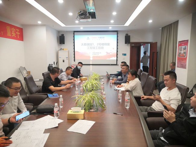 完工聚会现场。。。。。杨榜孟 摄（修图）.jpg