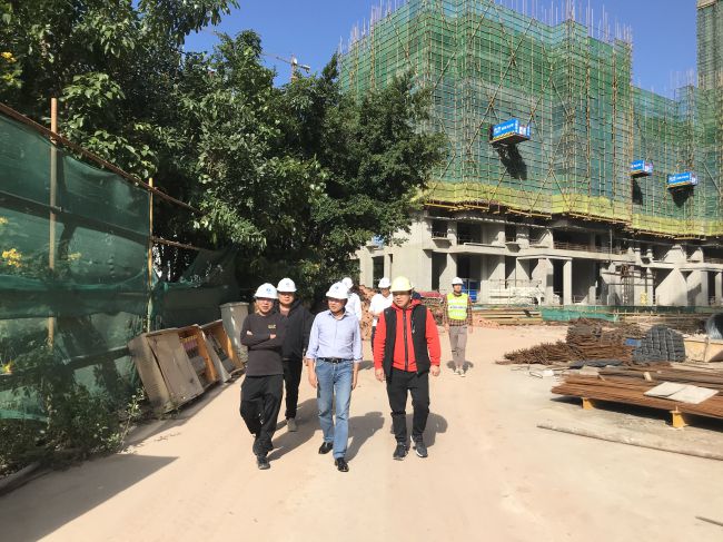 检查工地现场。。。。。。。。；；；；；；；莆氖 摄（修图）.jpg