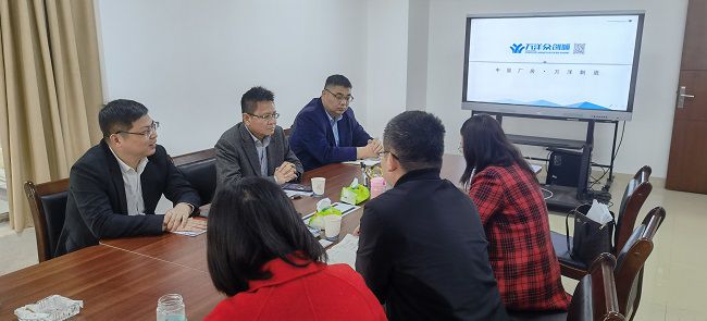 工业园聚会现场。。。。。。刘华 摄（修图）.jpg