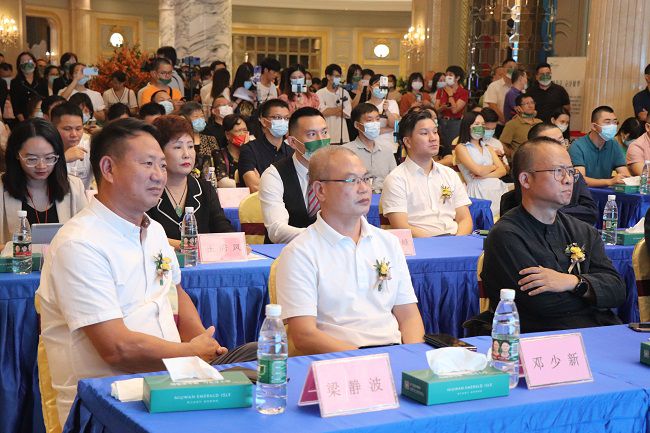 邓少新寓目项目宣传影像。。。。。周煜川 摄（修图）.jpg