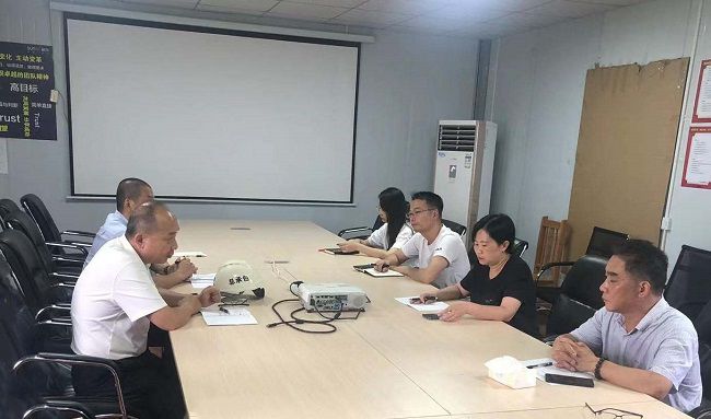 聚会现场。。。。。。。。刘丁勤 摄（原图）650.jpg