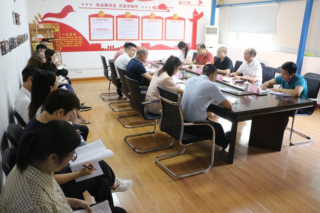 聚会现场。。。。。。。张钊林 摄（修图）.jpg