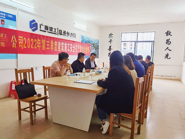 聚会现场。。。。。。。；；；；；；平鹗 摄（修图）.jpg