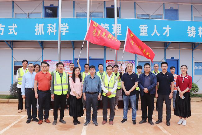 合影留念。。。。。。。周煜川 摄（修图）.jpg