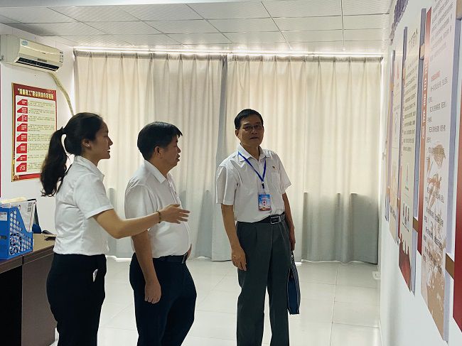 旅行党员运动室。。。。。。。卢丽君 摄（修图）.jpg
