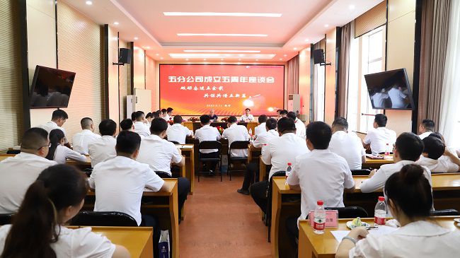 聚会现场。。。。。杨钰 摄（修图）.jpg