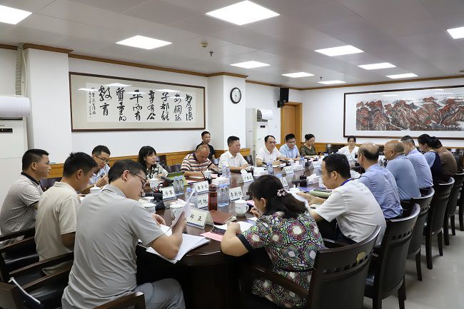 聚会现场。。。。。。。施朝宁 摄（修图）.jpg